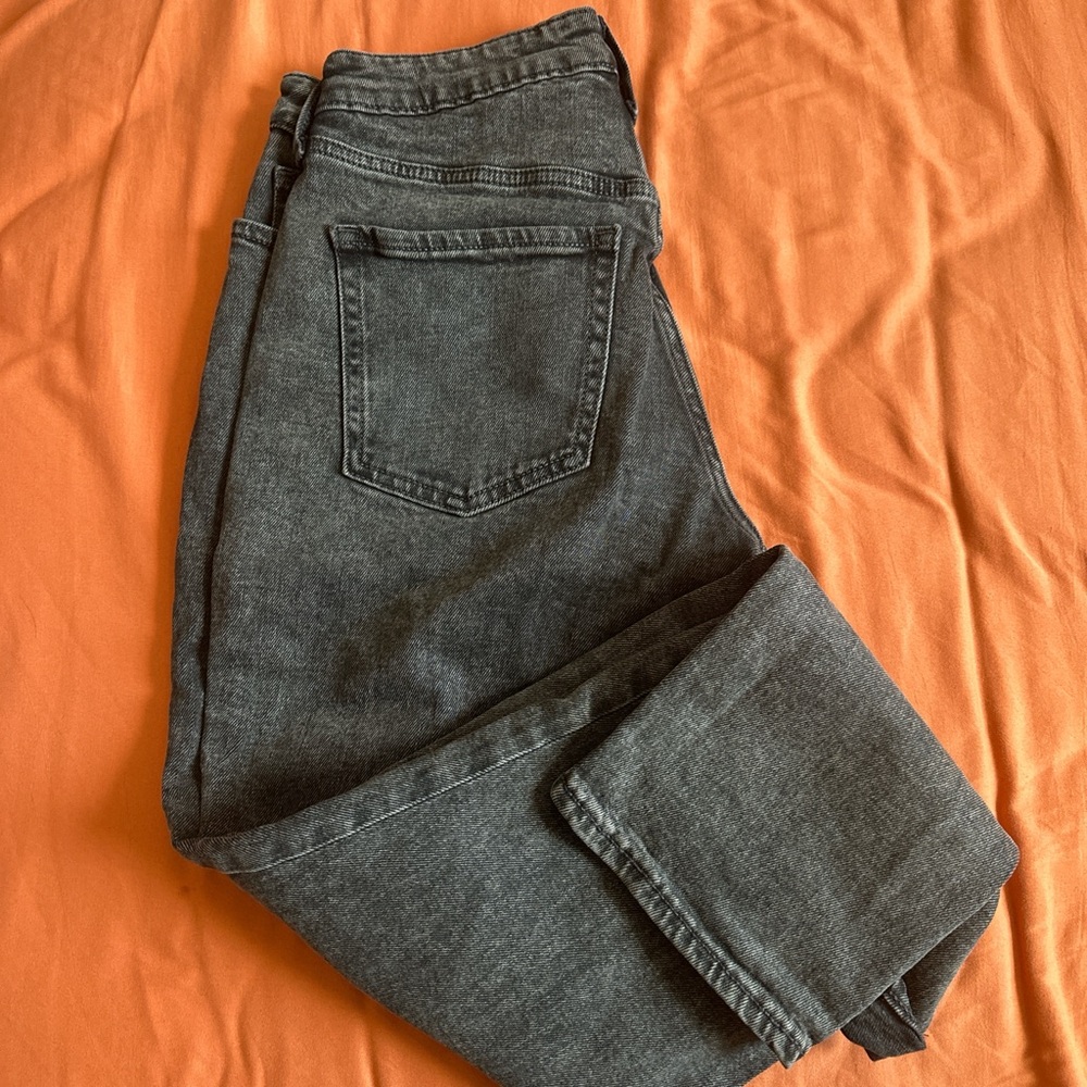 Old Navy Women's Straight Leg Jeans - Dark Gray